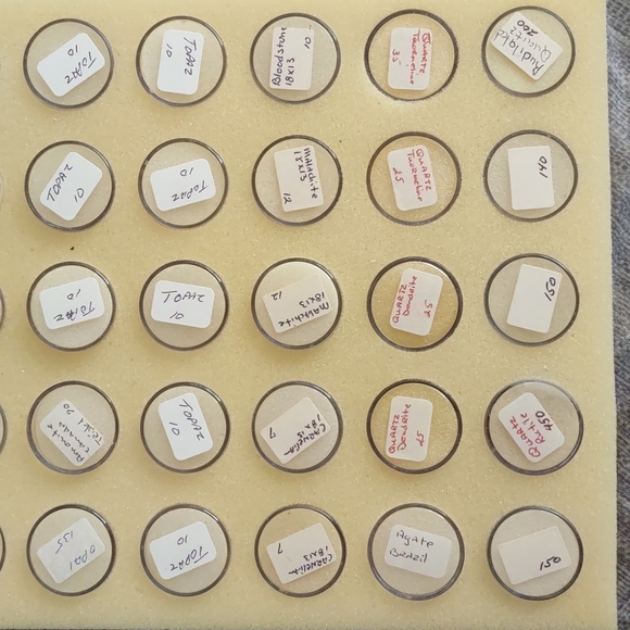 Collection of semi-precious gemstones ✨ ONLY MESSAGE ME IF YOUR SERIOUS✨ - Picture 16 of 16